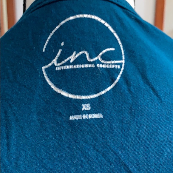 Inc Ruched tee - Picture 8 of 10